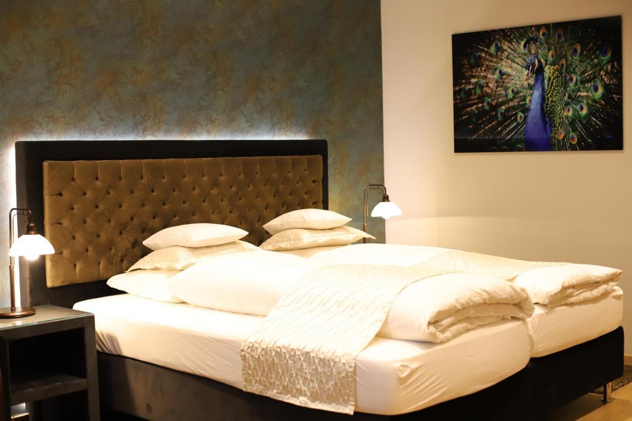 Hotel Waldkrug Дельбрюк Экстерьер фото